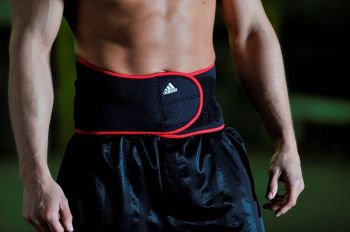 ADIDAS LUMBAR SUPPORT S/M